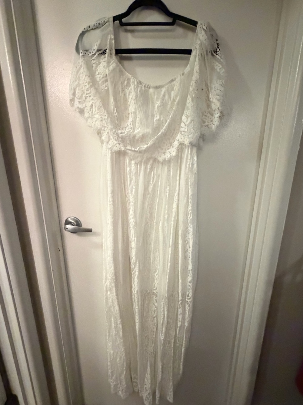 Women's White Off Shoulder Lace Maxi Dress